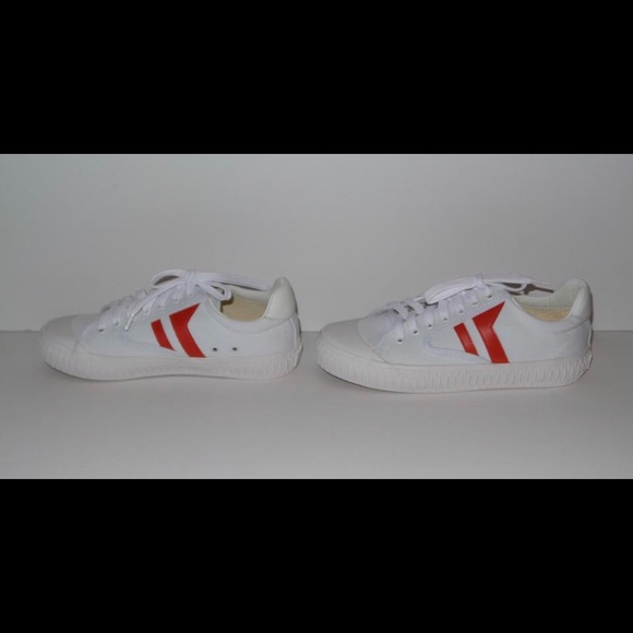 CELINE PLIMSOLE WHITE /RED CANVAS LACE UP SNEAKERS - Picture 2 of 8